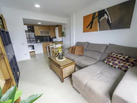Charmant appartement à Blanes, piscine commune, jardin, plage à 1 km - Photo 6