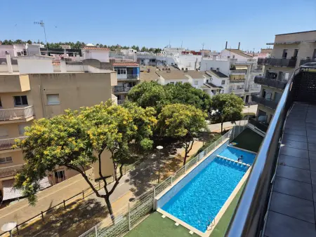 Charmant appartement à Blanes, piscine commune, jardin, plage à 1 km - Photo 31