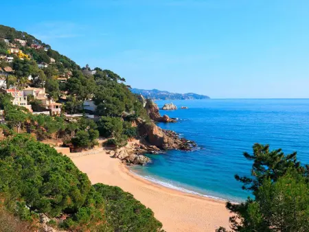 Charmant appartement à Blanes, piscine commune, jardin, plage à 1 km - Photo 35