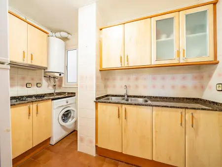 Appartement à Pineda de Mar pour 4 pers. avec piscine, proche plage et commodités - Photo 7
