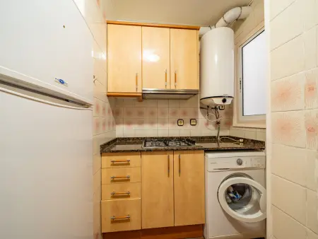 Appartement à Pineda de Mar pour 4 pers. avec piscine, proche plage et commodités - Photo 8