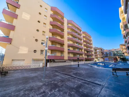 Appartement à Pineda de Mar pour 4 pers. avec piscine, proche plage et commodités - Photo 21