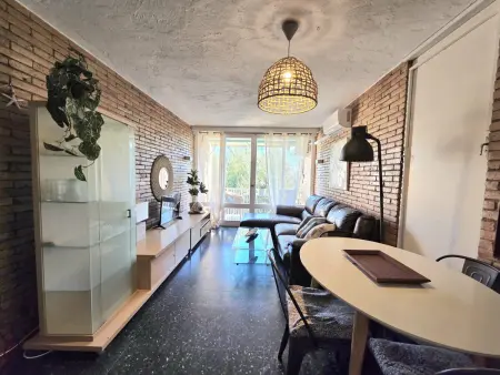 Appartement familial proche plage, 3 chambres, Wi-Fi, parking, animaux bienvenus - Costa Barcelona - Photo 9