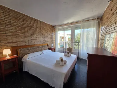 Appartement familial proche plage, 3 chambres, Wi-Fi, parking, animaux bienvenus - Costa Barcelona - Photo 18