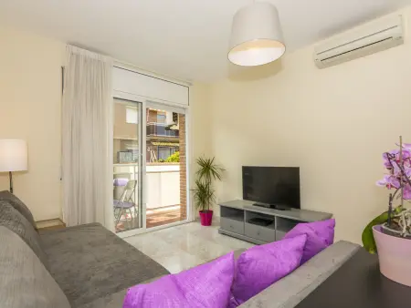 Appartement à Pineda de Mar pour 4, proche mer, avec lave-vaisselle et grand balcon - Photo 1