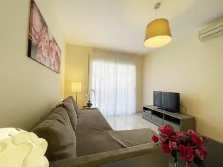 Appartement à Pineda de Mar pour 4, proche mer, avec lave-vaisselle et grand balcon - Photo 3