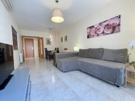 Appartement à Pineda de Mar pour 4, proche mer, avec lave-vaisselle et grand balcon - Photo 6