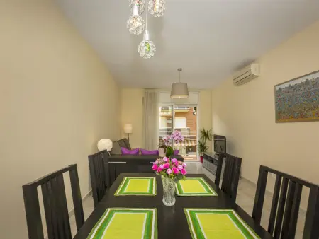 Appartement à Pineda de Mar pour 4, proche mer, avec lave-vaisselle et grand balcon - Photo 11