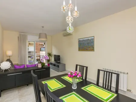 Appartement à Pineda de Mar pour 4, proche mer, avec lave-vaisselle et grand balcon - Photo 12
