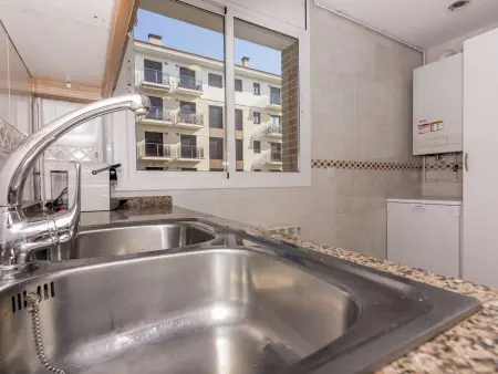 Appartement à Pineda de Mar pour 4, proche mer, avec lave-vaisselle et grand balcon - Photo 16