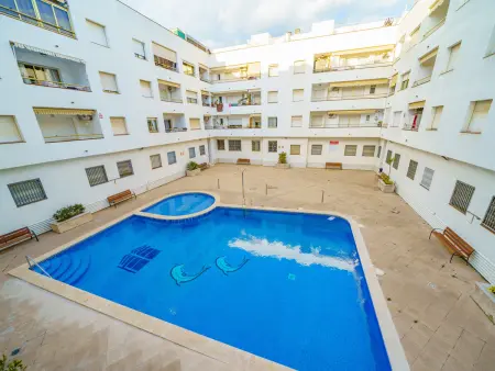 Bel appartement pour 4 pers avec piscine commune, à 140m de la plage - Costa Brava - Photo 15