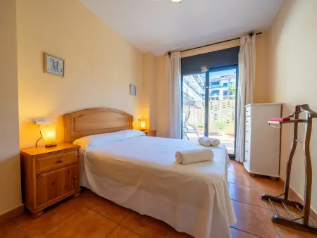 Appartement moderne pour 6 à Pineda de Mar, à  quelques mètres de la plage avec Wi-Fi, terrasse et parking - Photo 8