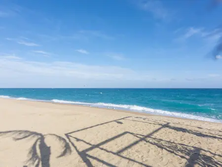 Appartement moderne pour 6 à Pineda de Mar, à  quelques mètres de la plage avec Wi-Fi, terrasse et parking - Photo 22
