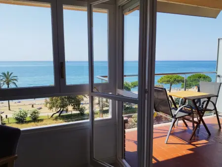 Appartement moderne à deux pas de la plage avec WiFi, clim et animaux bienvenus - Photo 6