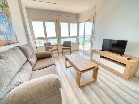 Appartement moderne à deux pas de la plage avec WiFi, clim et animaux bienvenus - Photo 8