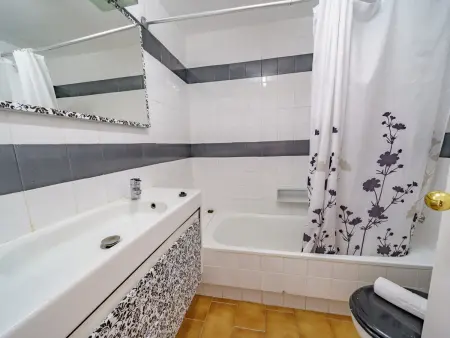 Appartement moderne à deux pas de la plage avec WiFi, clim et animaux bienvenus - Photo 23