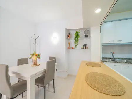 Appartement moderne à Pineda de Mar, proche de la mer, avec 2 chambres pour 5 pers. et lave-linge - Photo 7