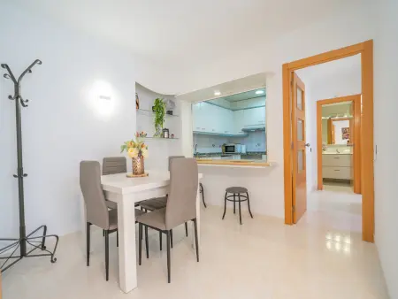Appartement moderne à Pineda de Mar, proche de la mer, avec 2 chambres pour 5 pers. et lave-linge - Photo 9