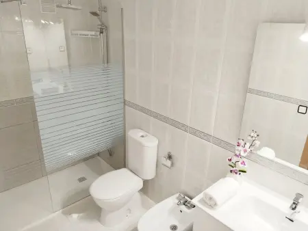 Appartement moderne à Pineda de Mar, proche de la mer, avec 2 chambres pour 5 pers. et lave-linge - Photo 22