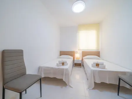 Appartement moderne à Pineda de Mar, proche de la mer, avec 2 chambres pour 5 pers. et lave-linge - Photo 24