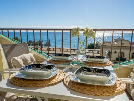 Confort moderne et vue mer à Pineda de Mar, Appartement 5 personnes à Pineda de Mar - Photo 1