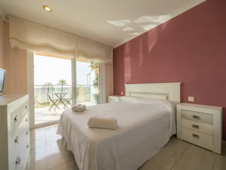 Appartement bord de mer avec Wi-Fi, clim et parking à Pineda de Mar - Photo 13