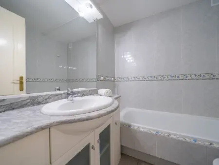 Appartement bord de mer avec Wi-Fi, clim et parking à Pineda de Mar - Photo 19