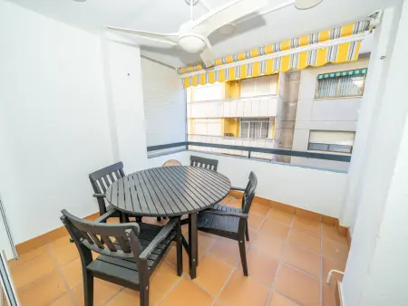Appartement pour 4 à Pineda de Mar avec piscine commune, proche plage, animaux acceptés - Photo 12