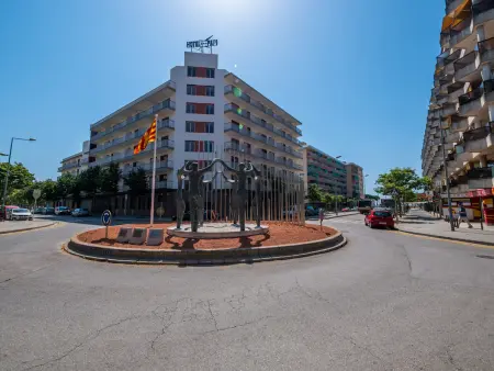 Appartement moderne à Malgrat de Mar avec piscine et Wifi, à 160m de la plage - Photo 18