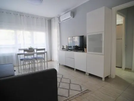 Appartement à Pineda de Mar avec piscine, climatisation et Wi-Fi - Photo 8