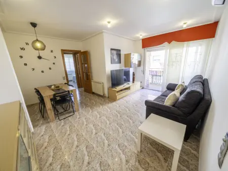 Appartement Coquet à Pineda de Mar - 3 pers, Clim, Parking - Photo 1
