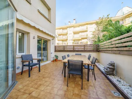 Appartement moderne 7 pers, piscine, Wi-Fi, parking, animaux admis - Pineda de Mar - Photo 3