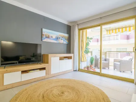Appartement moderne 7 pers, piscine, Wi-Fi, parking, animaux admis - Pineda de Mar - Photo 4