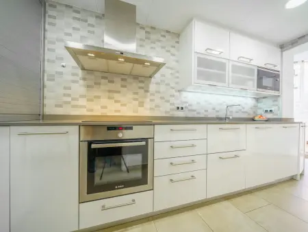 Appartement moderne 7 pers, piscine, Wi-Fi, parking, animaux admis - Pineda de Mar - Photo 9