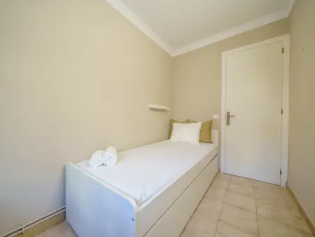 Appartement moderne 7 pers, piscine, Wi-Fi, parking, animaux admis - Pineda de Mar - Photo 14
