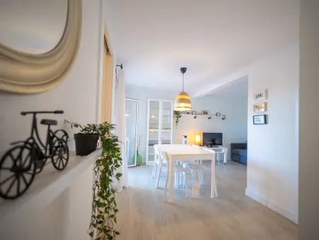 Appartement moderne 4 pers, piscine, Wi-Fi, bord de mer à Malgrat de Mar - Photo 3