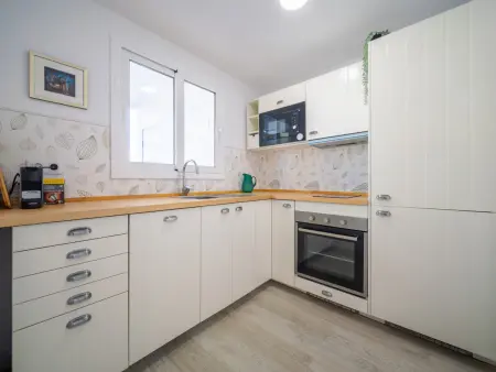 Appartement moderne 4 pers, piscine, Wi-Fi, bord de mer à Malgrat de Mar - Photo 12
