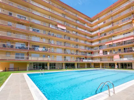 Penthouse à Malgrat de Mar avec piscine, Wi-Fi et animaux admis - Photo 2