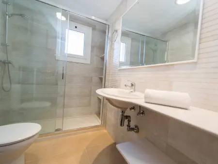Penthouse à Malgrat de Mar avec piscine, Wi-Fi et animaux admis - Photo 13