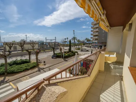 Appartement familial à 69m de la plage avec Wi-Fi - Photo 1