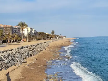 Appartement familial à 69m de la plage avec Wi-Fi - Photo 31