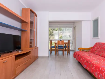 Appartement lumineux avec piscine, mini-golf, animaux admis à Santa Susanna - Photo 3