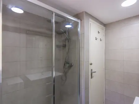 Appartement lumineux avec piscine, mini-golf, animaux admis à Santa Susanna - Photo 23