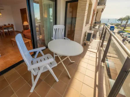 Appartement de Vacances Lumineux, Près de la Plage, Parking et Wi-Fi - Photo 3