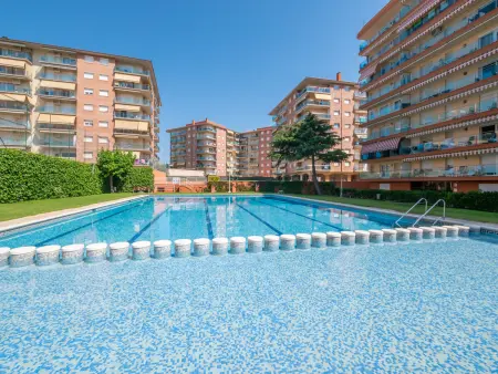 Appartement moderne à Santa Susana pour 6 pers, piscine commune, 150m de la plage - Photo 1