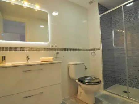 Appartement moderne à Santa Susana pour 6 pers, piscine commune, 150m de la plage - Photo 16
