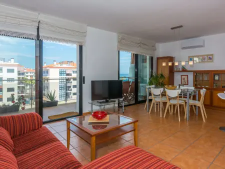 Duplex 3 chambres avec terrasse et parking, à 80m de la plage, climatisé et Wi-Fi à Pineda de Mar - Photo 7