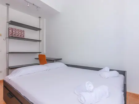 Duplex 3 chambres avec terrasse et parking, à 80m de la plage, climatisé et Wi-Fi à Pineda de Mar - Photo 26