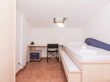 Duplex 3 chambres avec terrasse et parking, à 80m de la plage, climatisé et Wi-Fi à Pineda de Mar - Photo 35