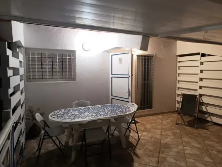 Bungalow accueillant à La Trinité, 47 m², véranda charmante - Photo 4
